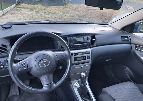 Toyota Corolla cena 13500 przebieg: 191000, rok produkcji 2006 z Kraków małe 56